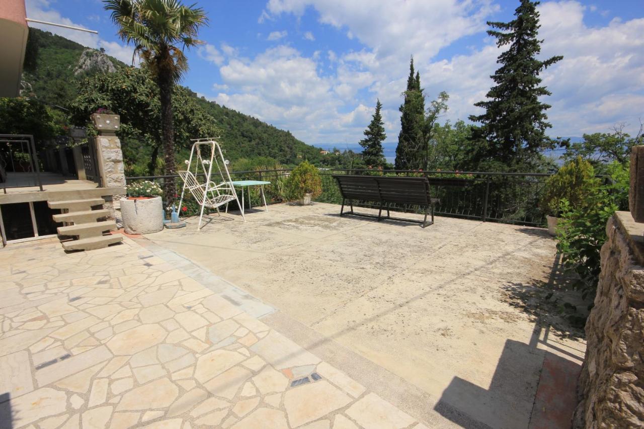 Apartments And Rooms By The Sea Medveja, Opatija - 2305 Ловран Экстерьер фото